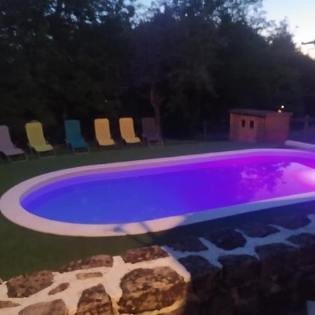 La Grange De Salvaneix Gite Pour 15 Personnes 7 Chambres Avec 6 Sdb-6Wc Sarran المظهر الخارجي الصورة