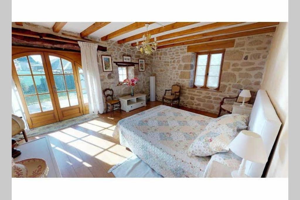 La Grange De Salvaneix Gite Pour 15 Personnes 7 Chambres Avec 6 Sdb-6Wc Sarran المظهر الخارجي الصورة