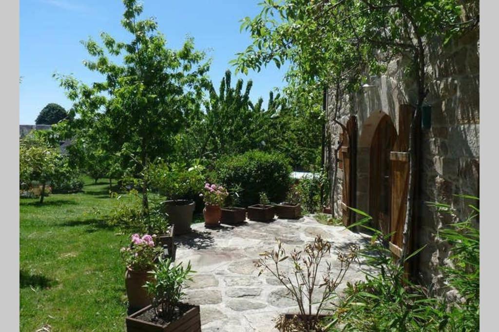 La Grange De Salvaneix Gite Pour 15 Personnes 7 Chambres Avec 6 Sdb-6Wc Sarran المظهر الخارجي الصورة