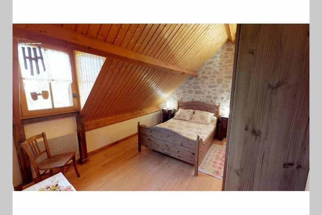 La Grange De Salvaneix Gite Pour 15 Personnes 7 Chambres Avec 6 Sdb-6Wc Sarran المظهر الخارجي الصورة