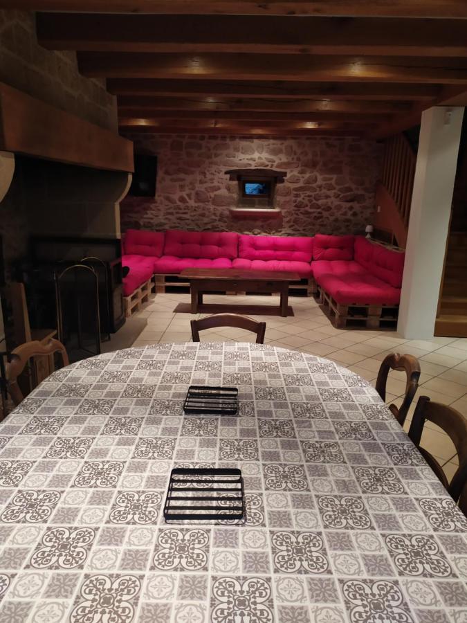 La Grange De Salvaneix Gite Pour 15 Personnes 7 Chambres Avec 6 Sdb-6Wc Sarran المظهر الخارجي الصورة